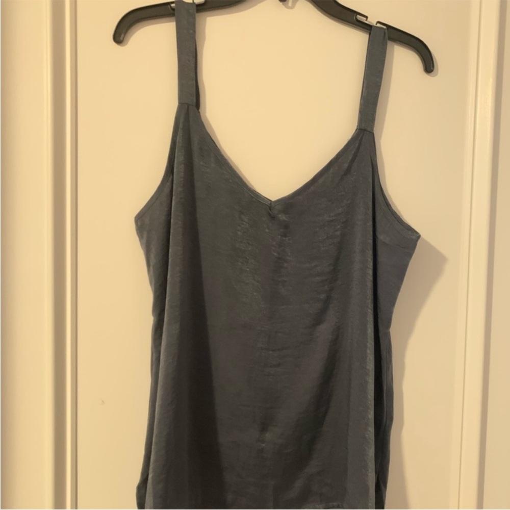 Bobeau Charcoal Camisole Top (Large)
